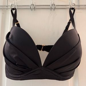 NWT Victoria’s Secret Bikini Top